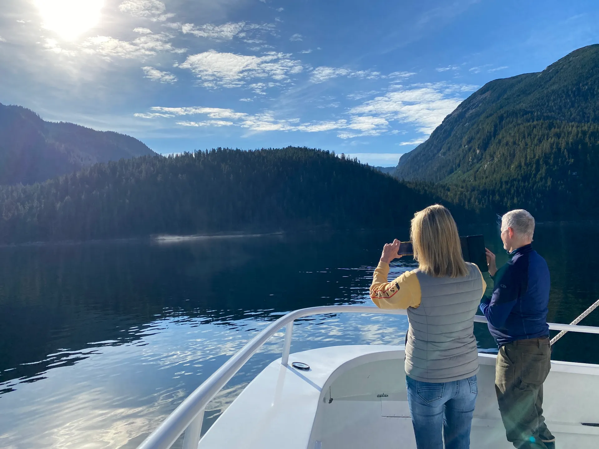 90’ Expedition yacht touring San Juan Islands and beyond! 