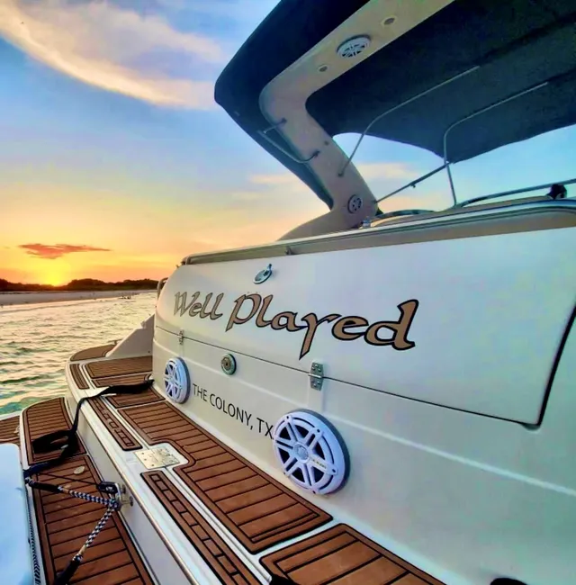 Rent a Regal Boats cruiser in St. Petersburg, FL near me