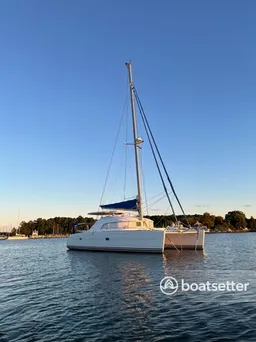 Cruise the Potomac on a Lagoon 380 Catamaran
