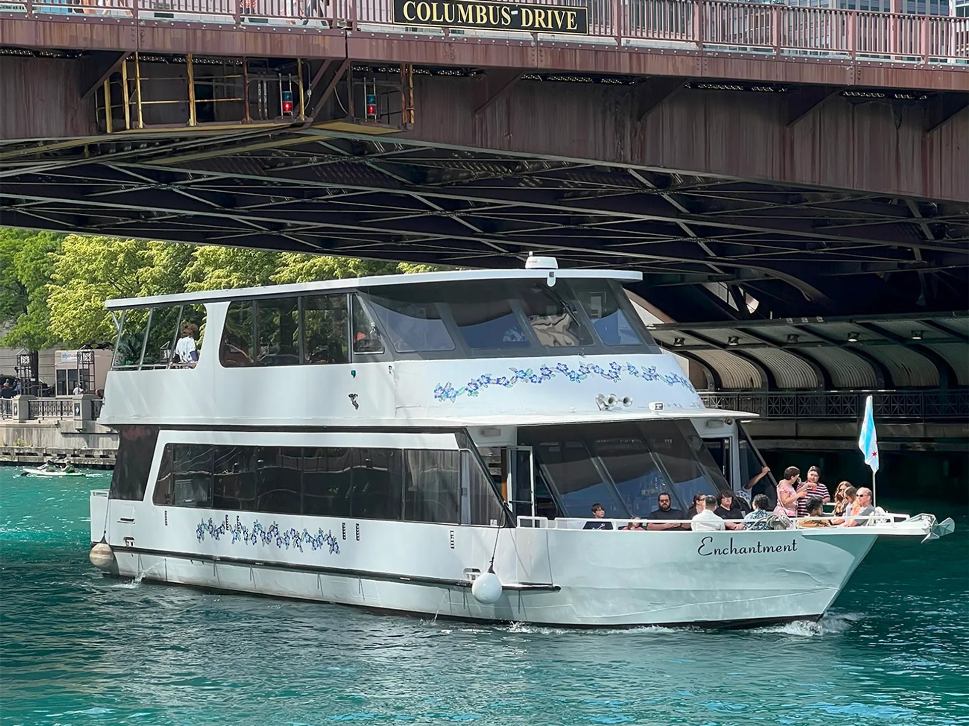Tiki Chic Yacht Chicago for 40-120 Guests with Beverage Package