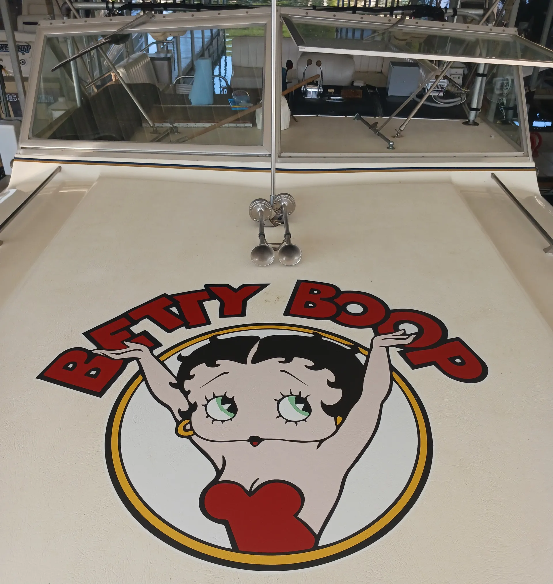 Classic cruiser - 37 feet of  spacious double cabin, USCG Captained