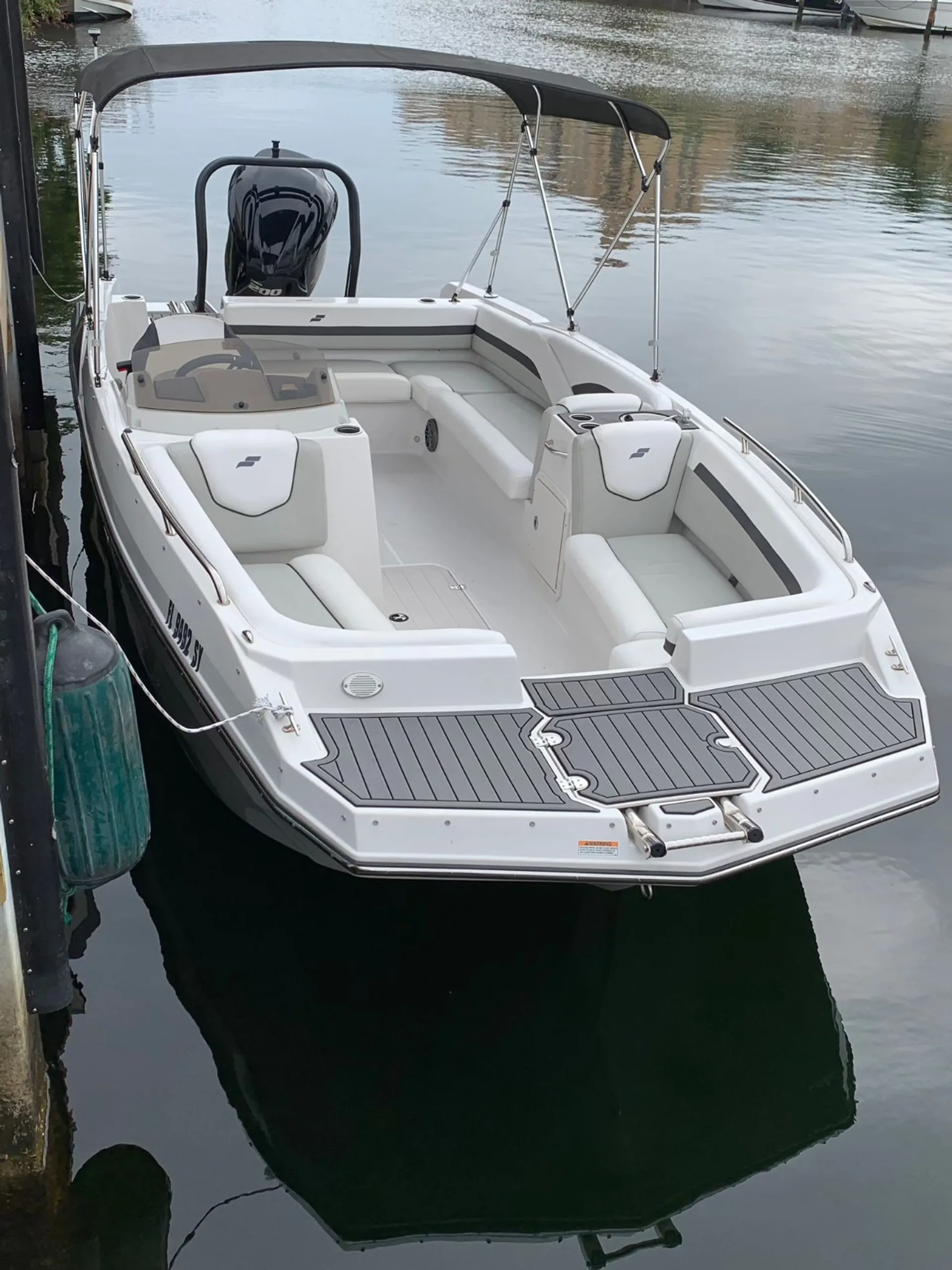 Starcraft Marine SVX211 in Key Largo, FL — photo 2