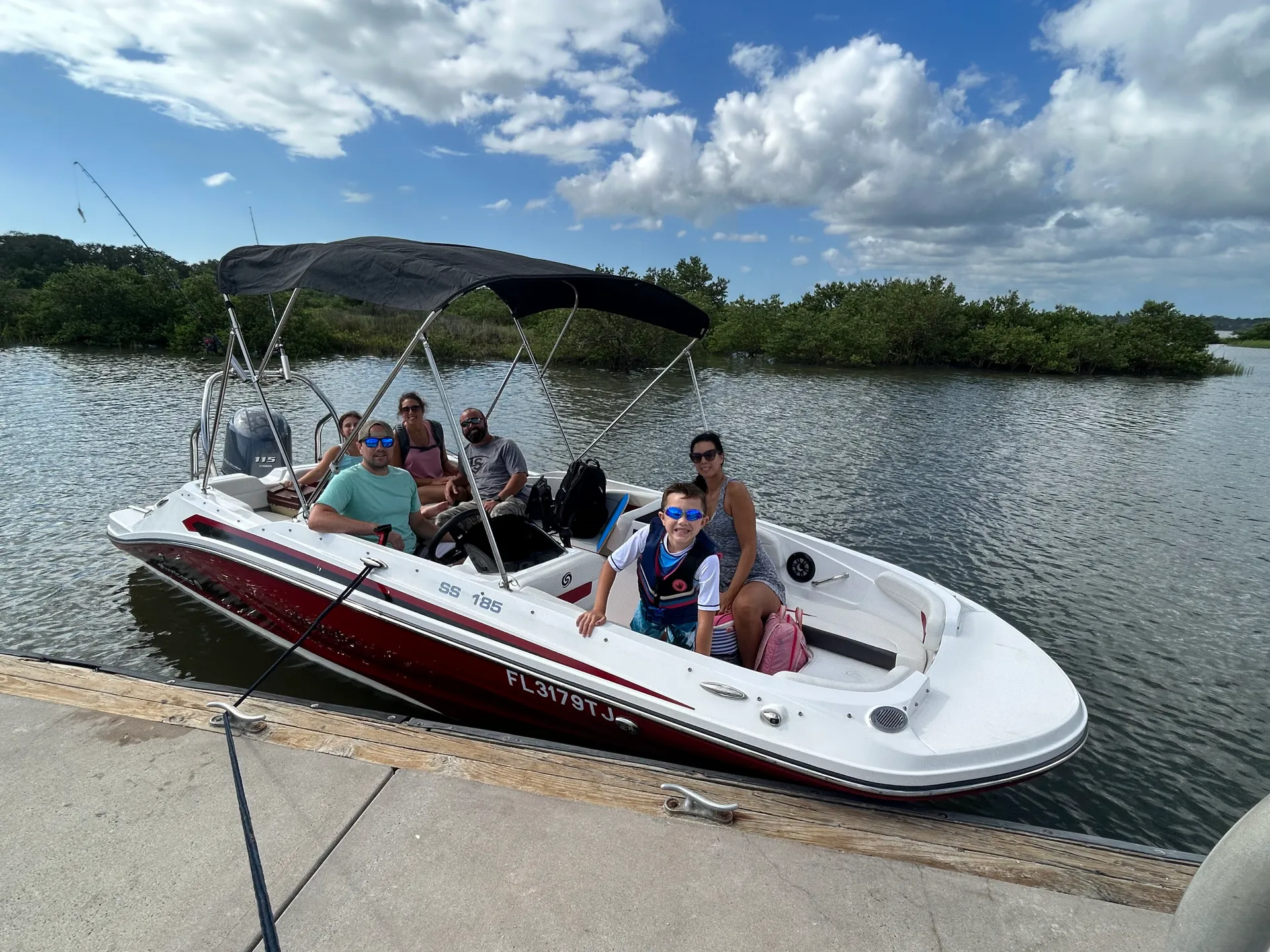 St Augustine and Palm Coast   Seats 9 comfortably, Free Fuel