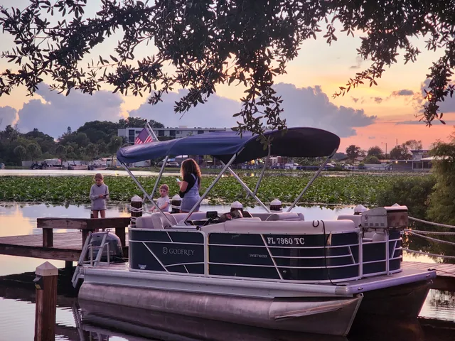 Rent a GODFREY MARINE pontoon in Winter Haven, FL near me
