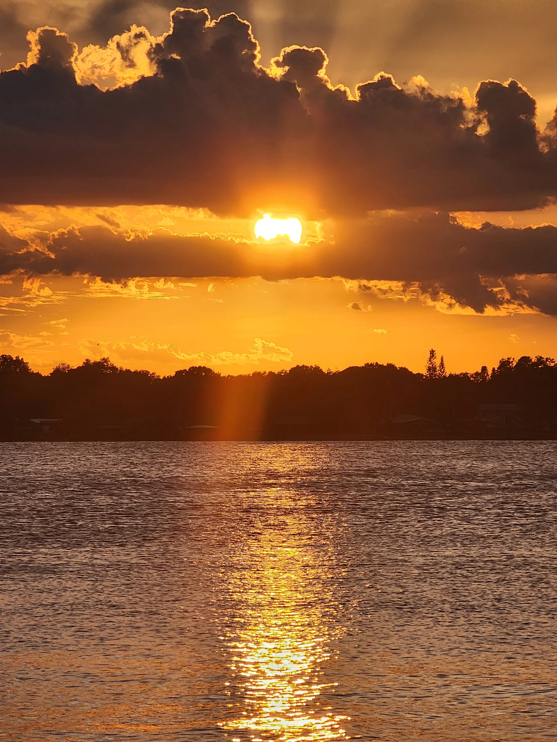 Godfrey Pontoon in Winter Heaven