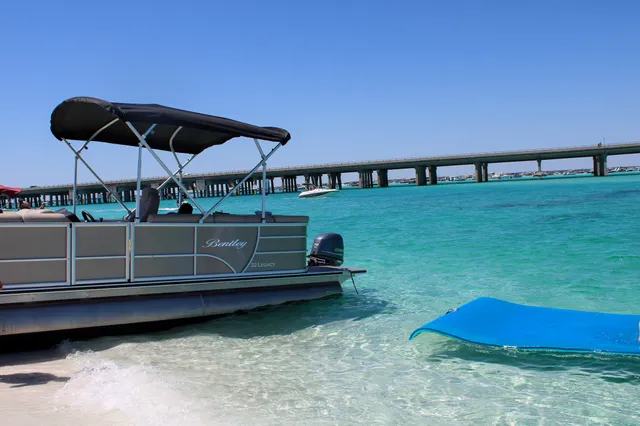 Rent a ENCORE BENTLEY pontoon in Fort Walton Beach, FL near me