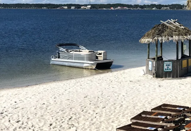 Rent a pontoon in Fort Walton Beach, FL near me