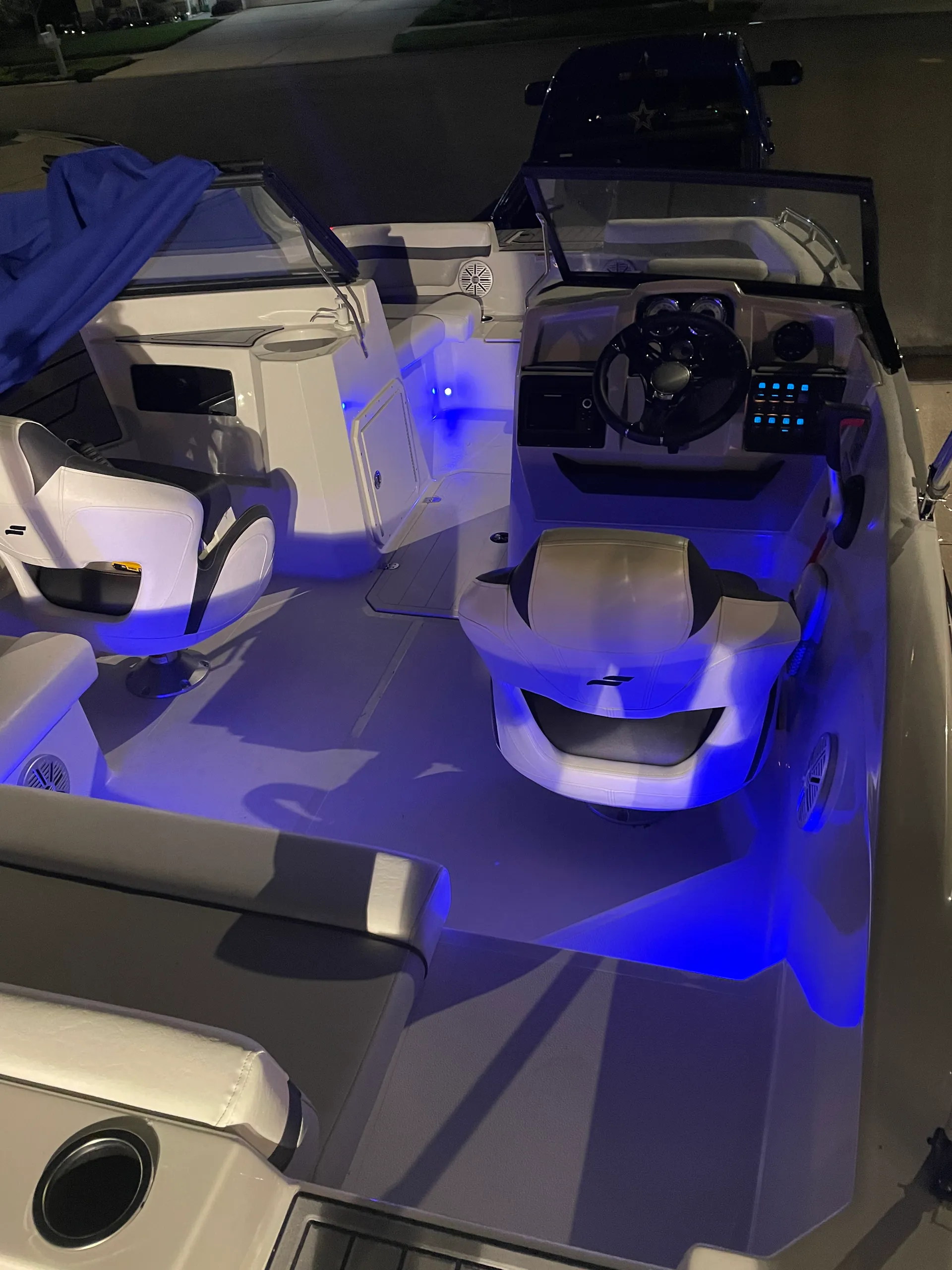 19' Pristine Star Craft Perfect for Cruising and Sandbar Hopping!