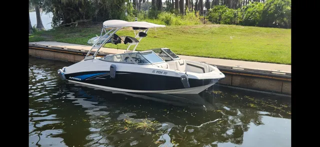 Rent a jet boat in Windermere, FL near me