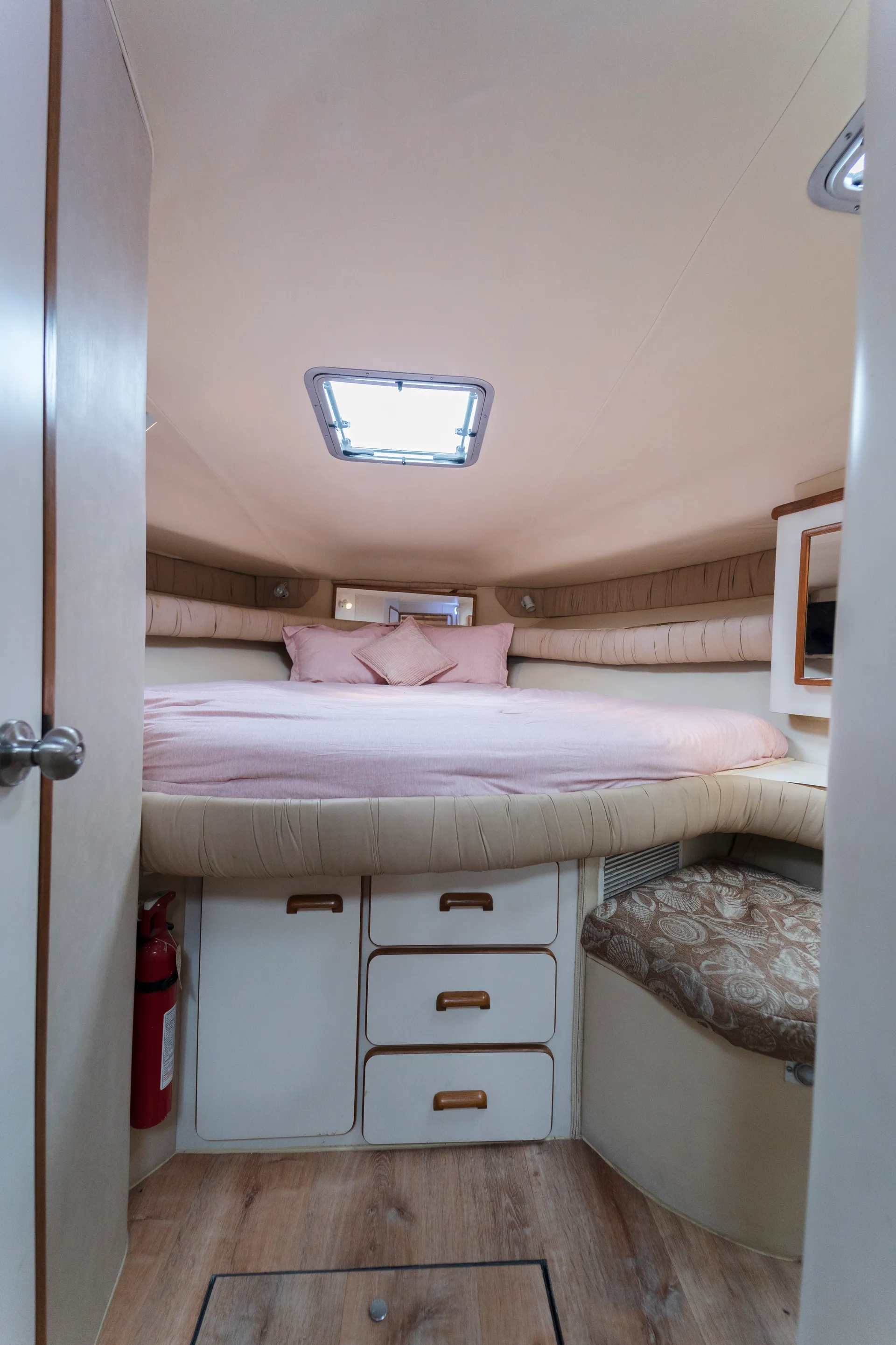 The New Pink Sea Ray 50' 