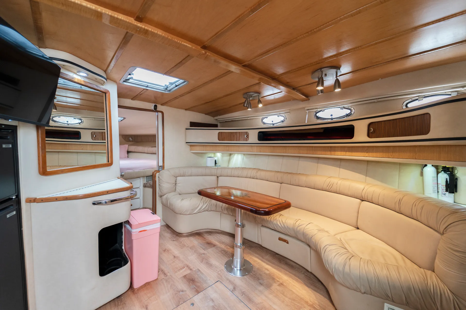 The New Pink Sea Ray 50' 