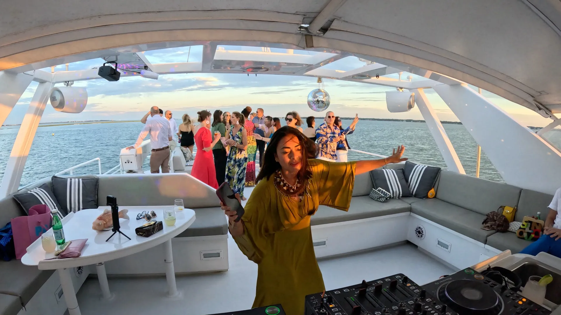 Luxury Motor Yacht Charter in Charleston