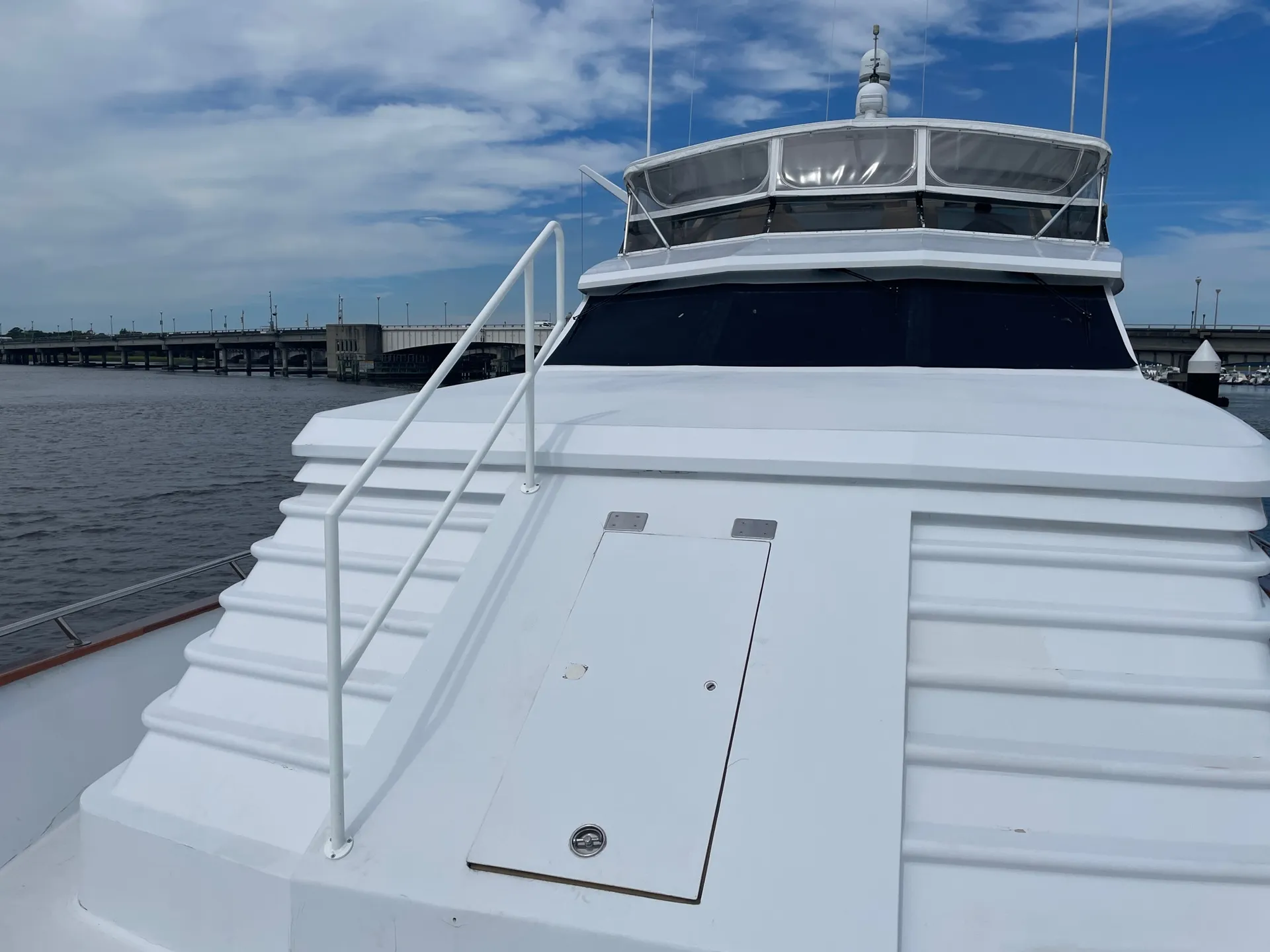 Luxury Motor Yacht Charter in Charleston