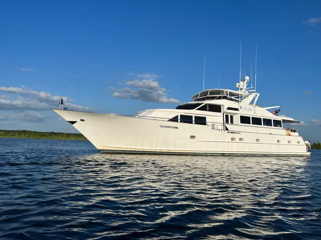 Rent a Other motor yacht in Charleston, SC near me