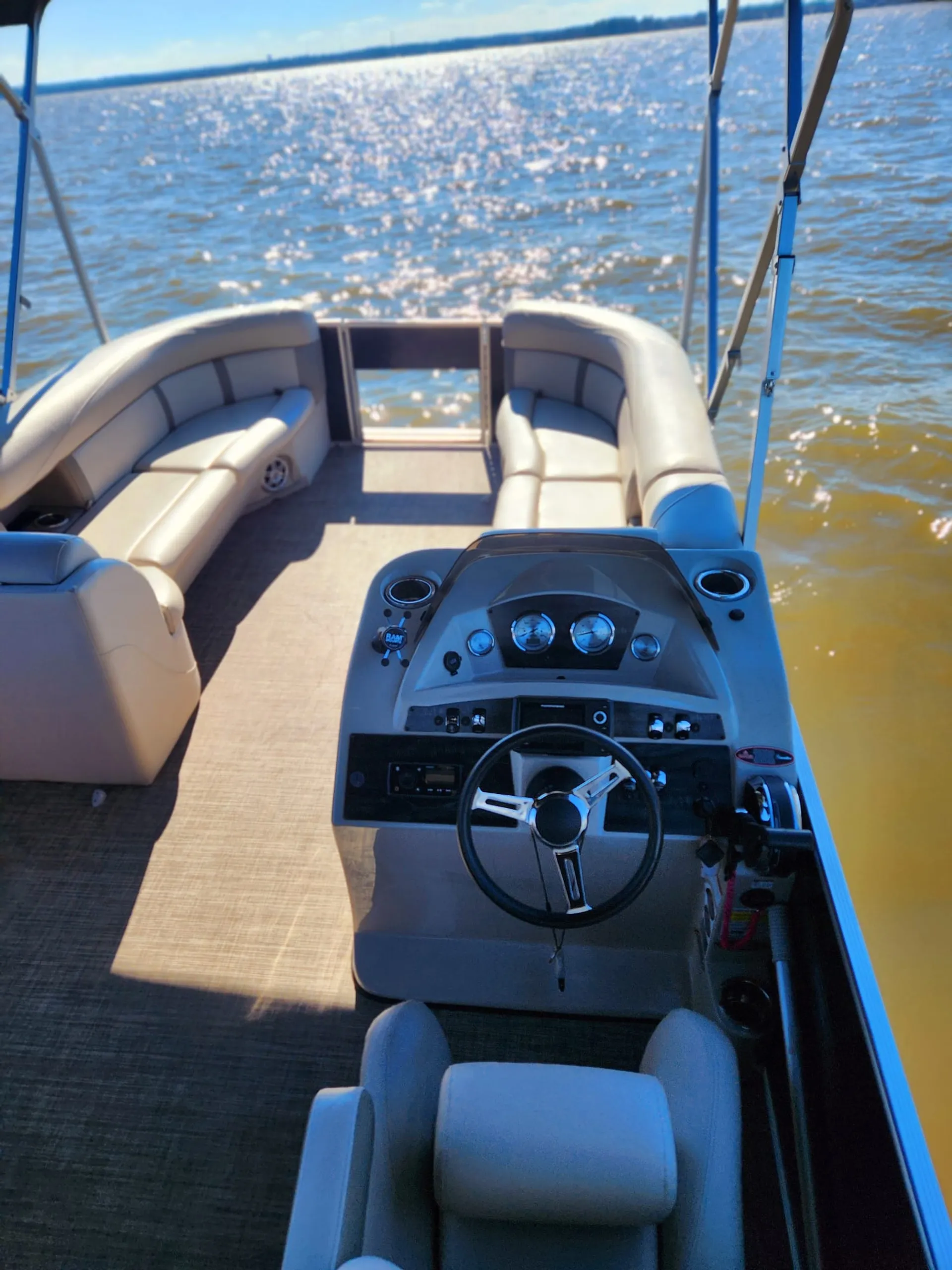 24 ft Harris Tritoon on Lake Conroe - 'Tig'