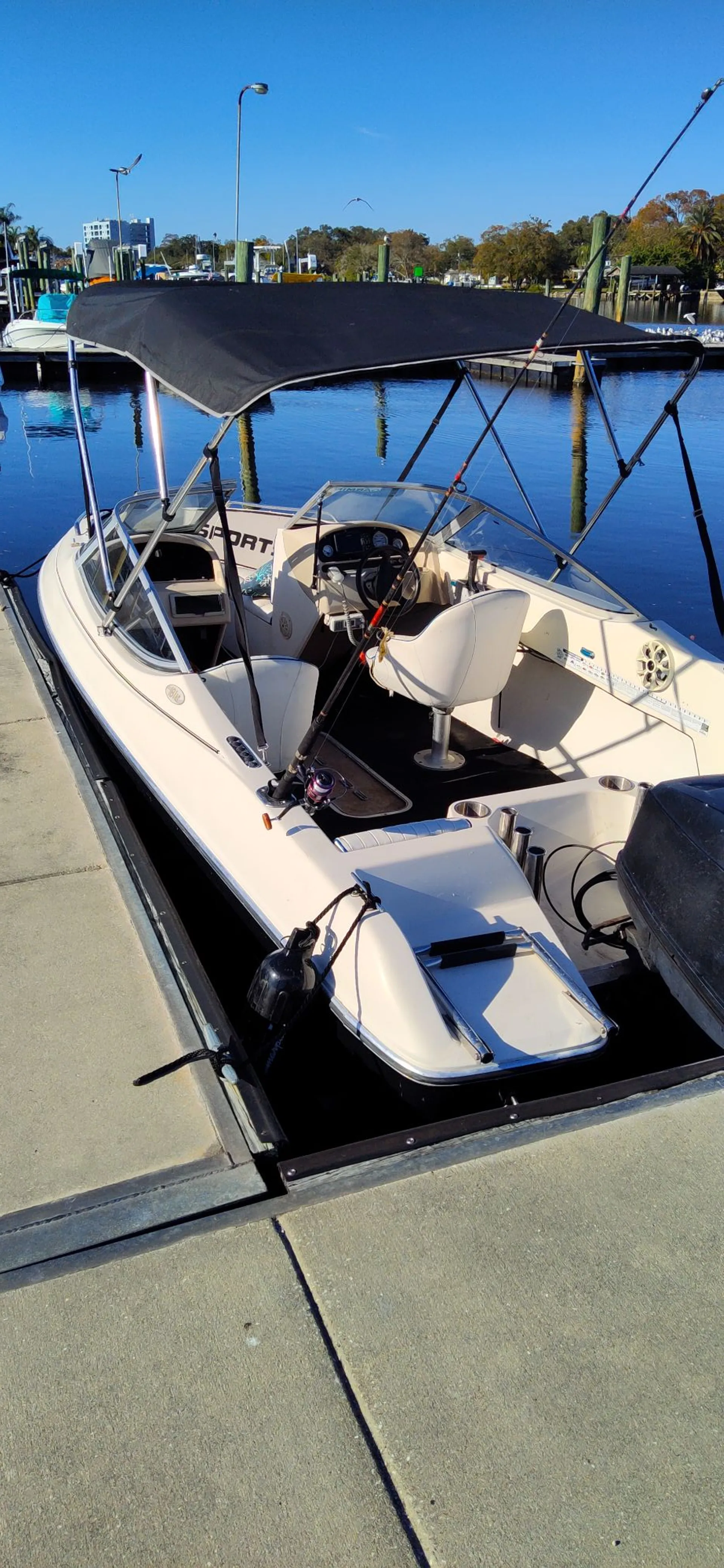 Stingray Boats 180RX Open Bow in Tampa, FL — photo 5