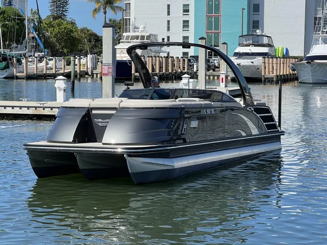 Rent a BENNINGTON MARINE pontoon in Madeira Beach, FL near me