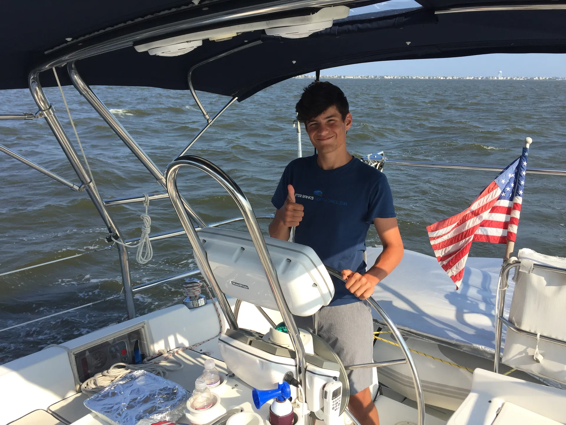 Relax, feel free and sail into a nautical world of “Wonder”, Hunter36'