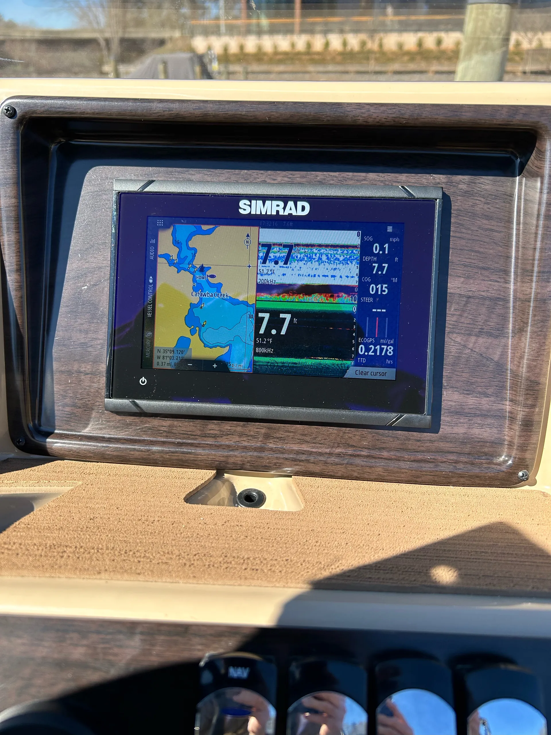 LUX 2023 Harris Tritoon on Lake Wylie