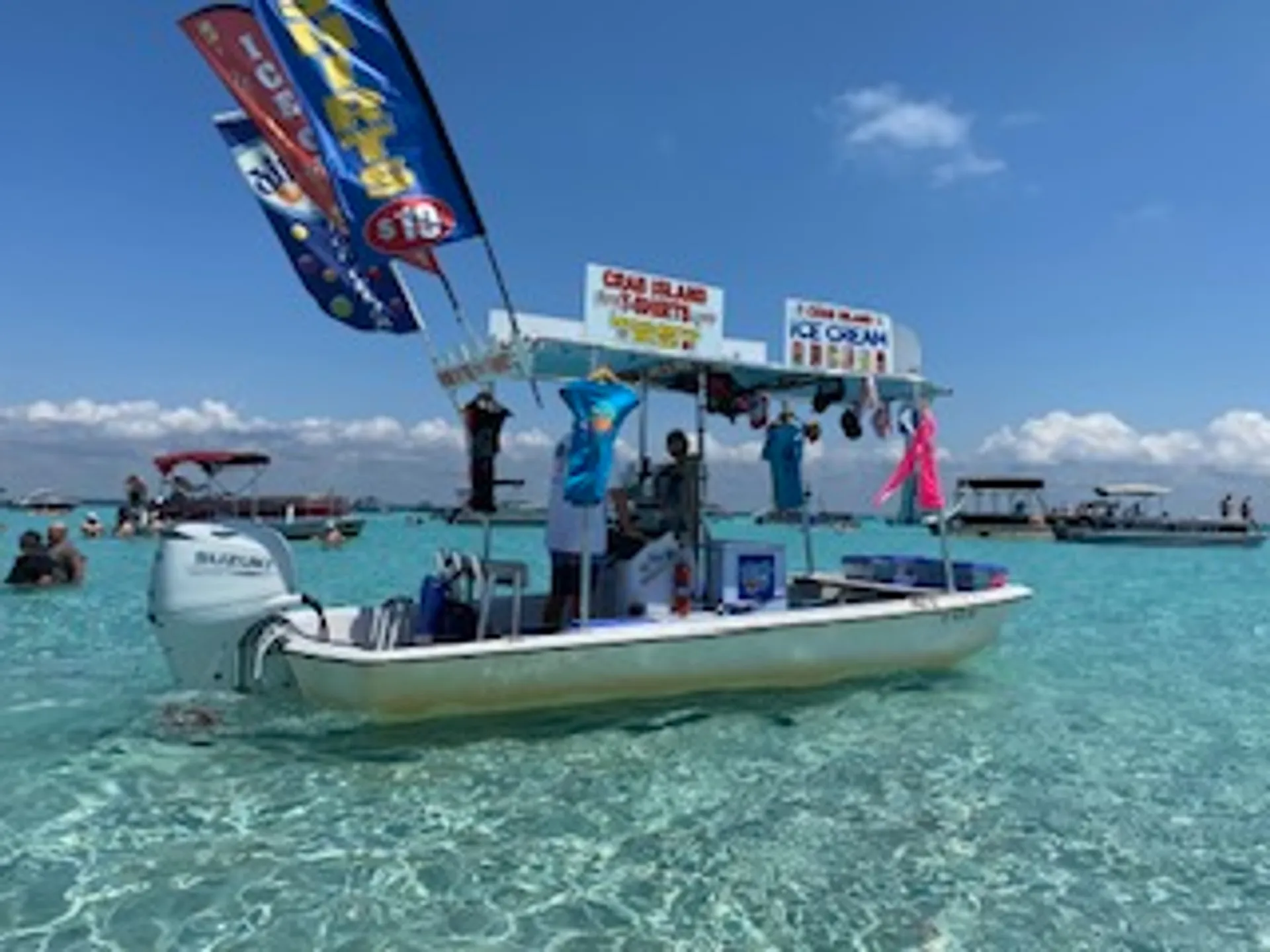 Tiki Themed Hula-Mama 30 ft pontoon 2slides 150 HP Fuel Included 