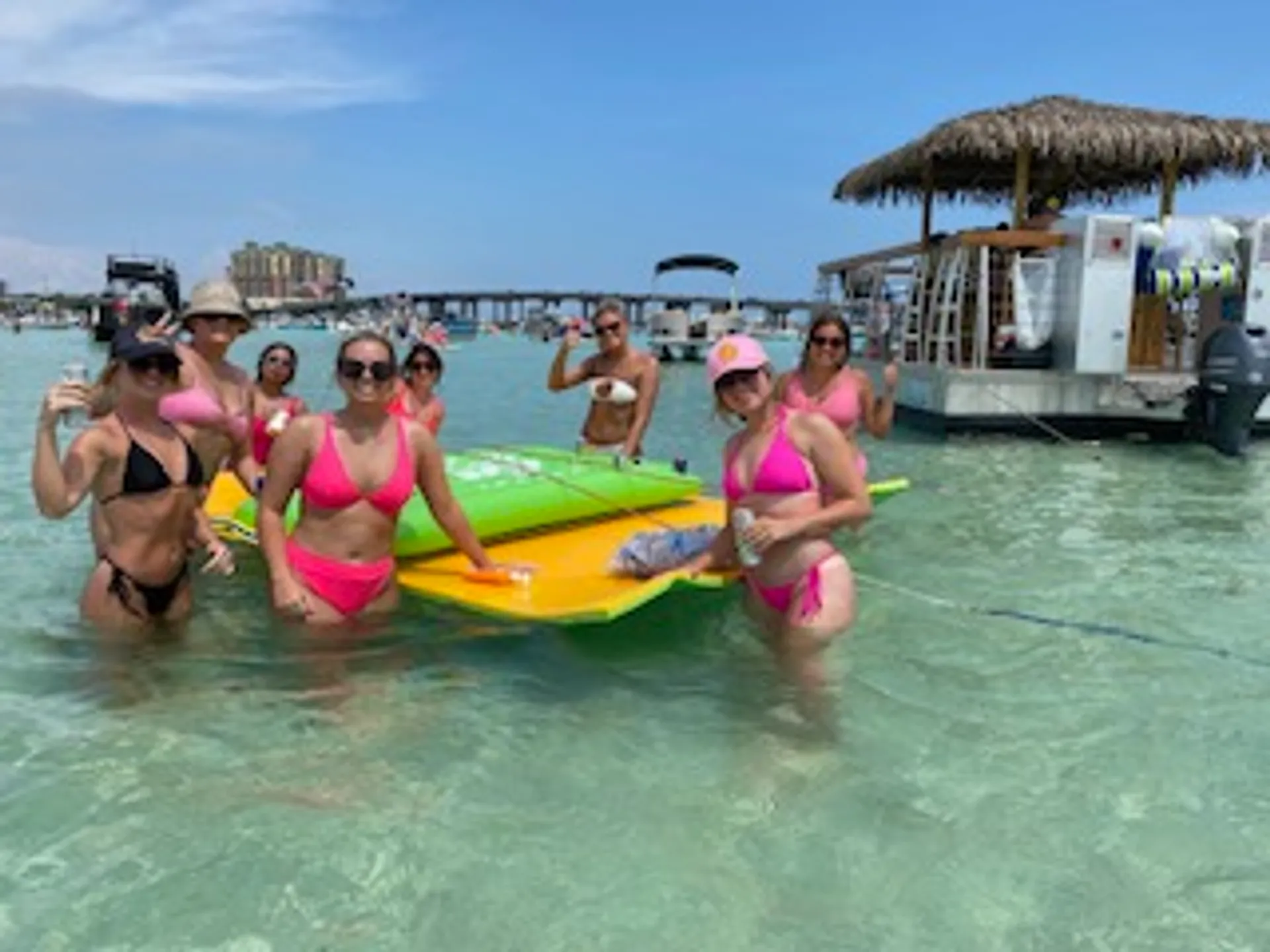 Tiki Themed Hula-Mama 30 ft pontoon 2slides 150 HP Fuel Included 
