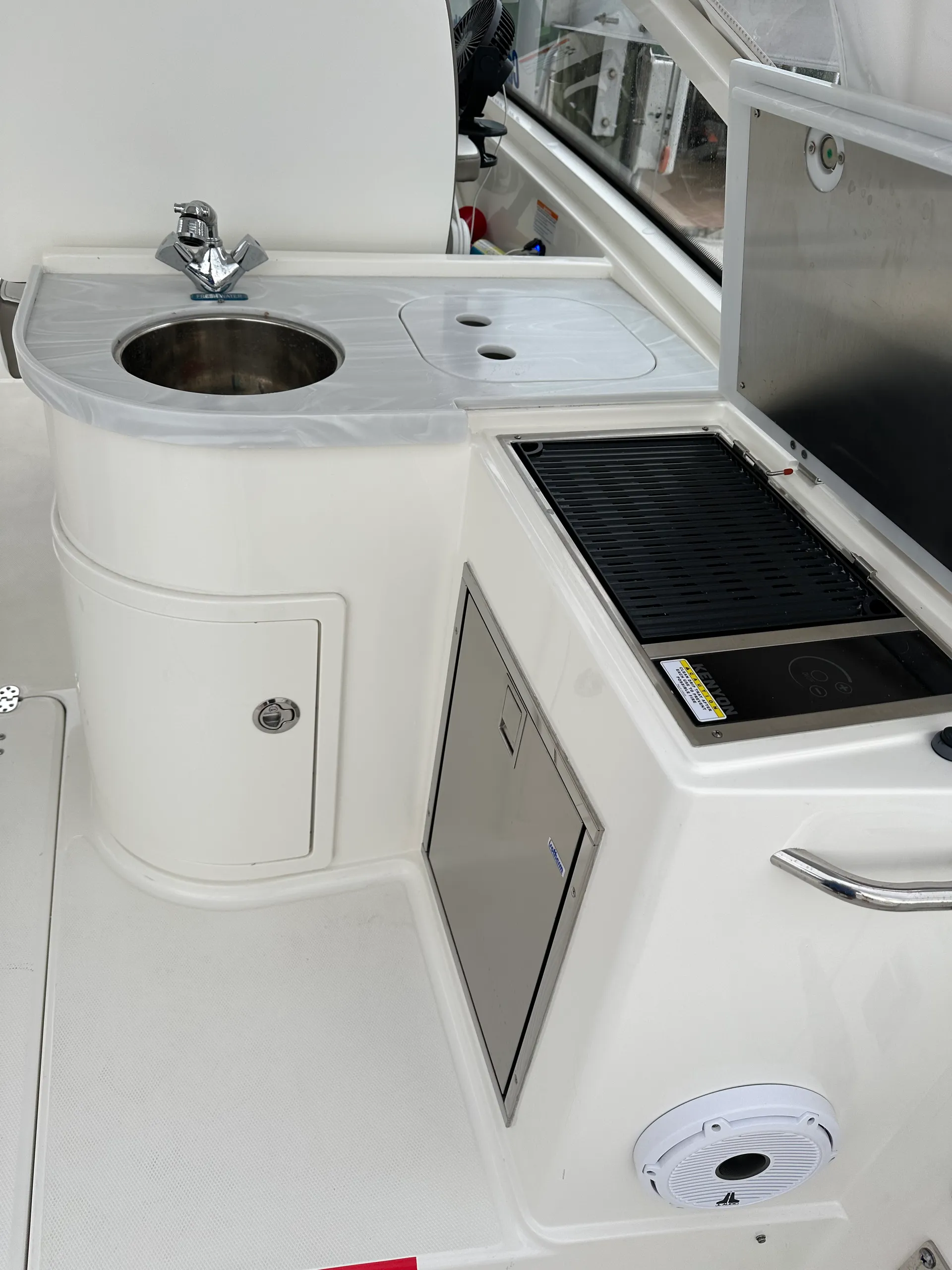 Worldcat 325DC in Key Largo, FL — photo 7
