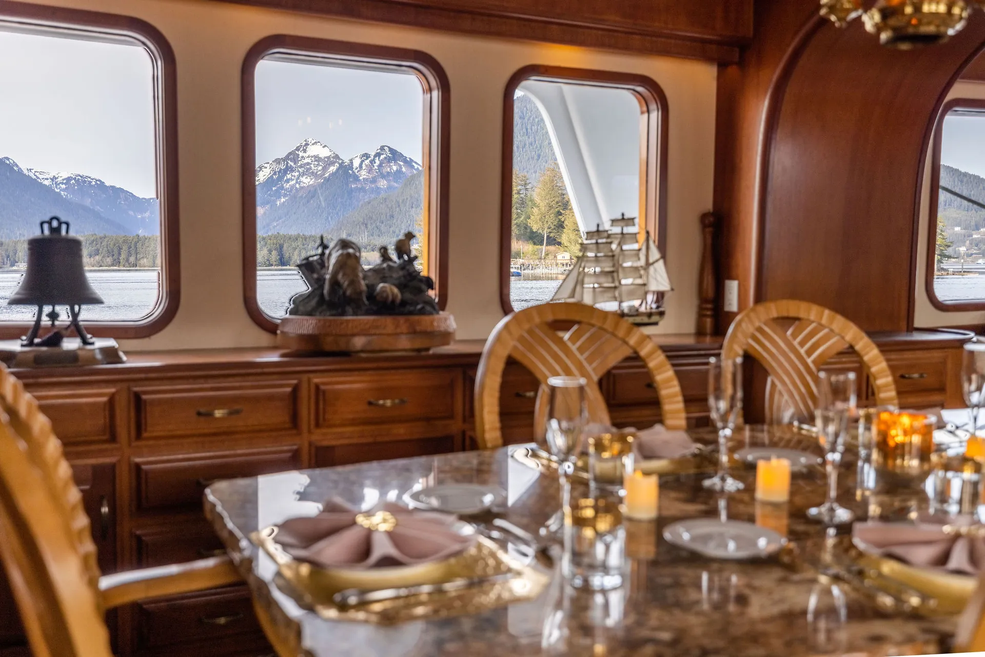 90’ Expedition yacht touring San Juan Islands and beyond! 