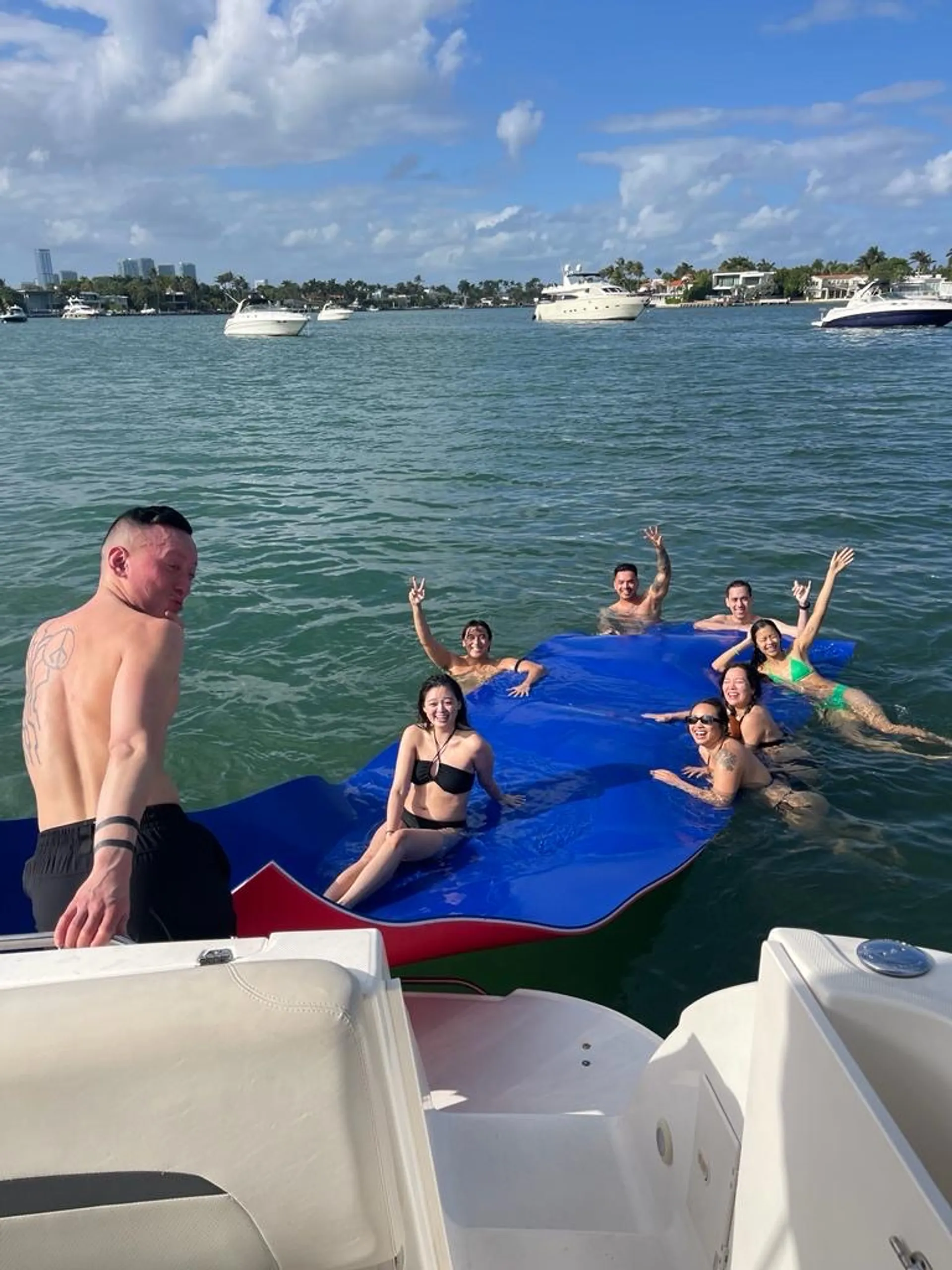 🌞 FREE Hour✨  | Lux 38' Chaparral Yacht  *NO HIDDEN FEES*