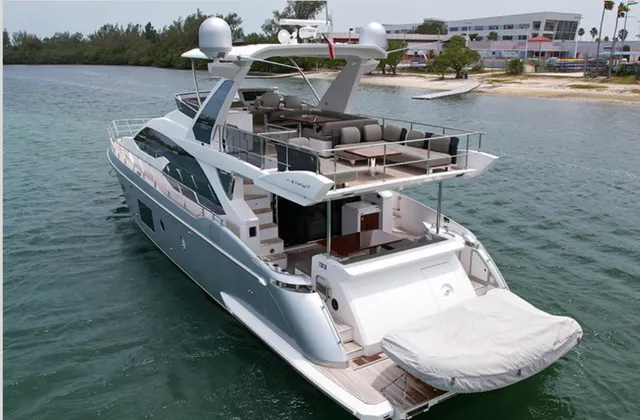 Rent a azimut motor yacht in Miami, FL near me