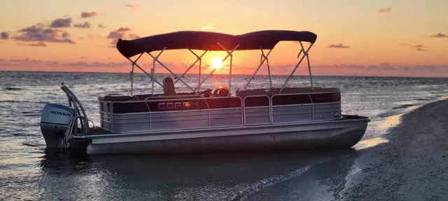 Rent a COACH PONTOONS pontoon in Gulfport, FL near me