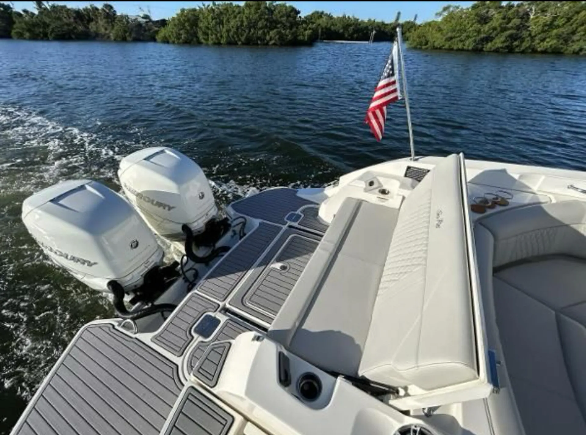 Top Shelf | Sarasota’s Ultimate 38’ Sea Ray Experience