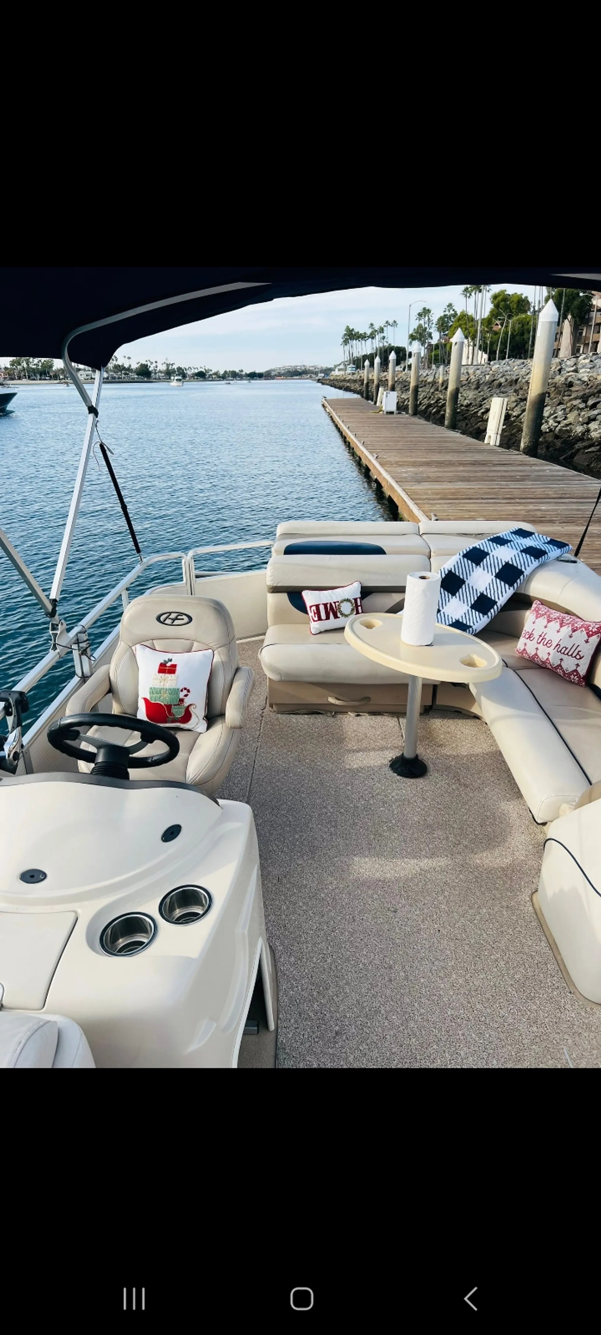 Beautiful Party boat amazing time!!