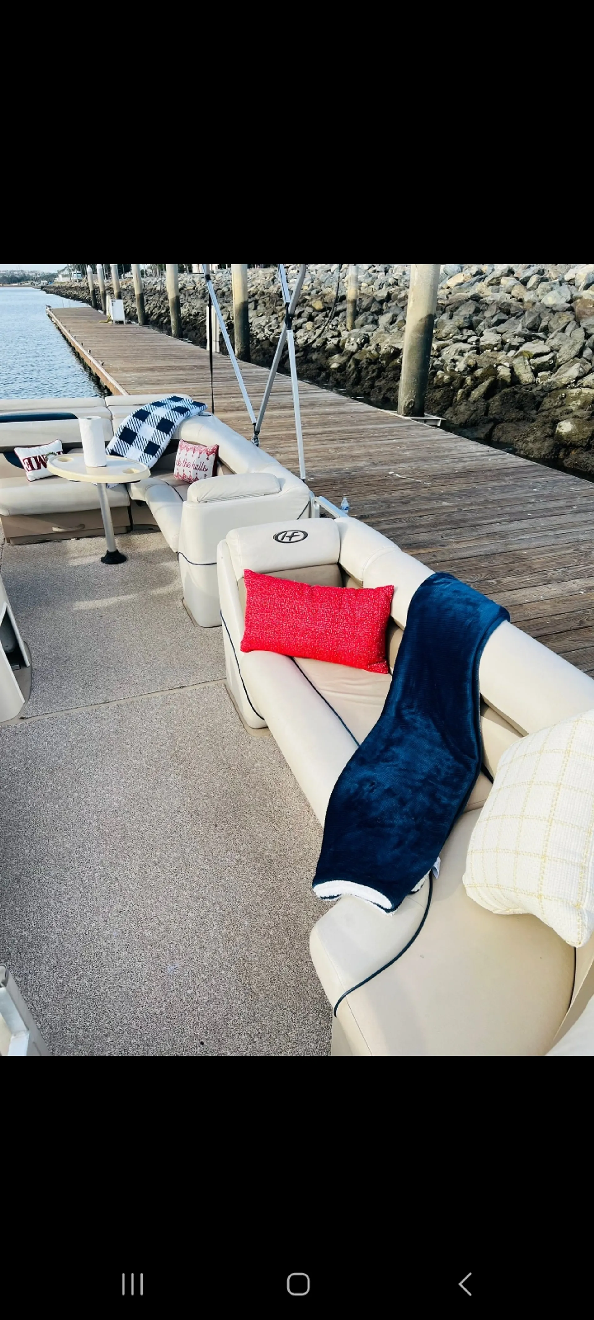 Beautiful Party boat amazing time!!