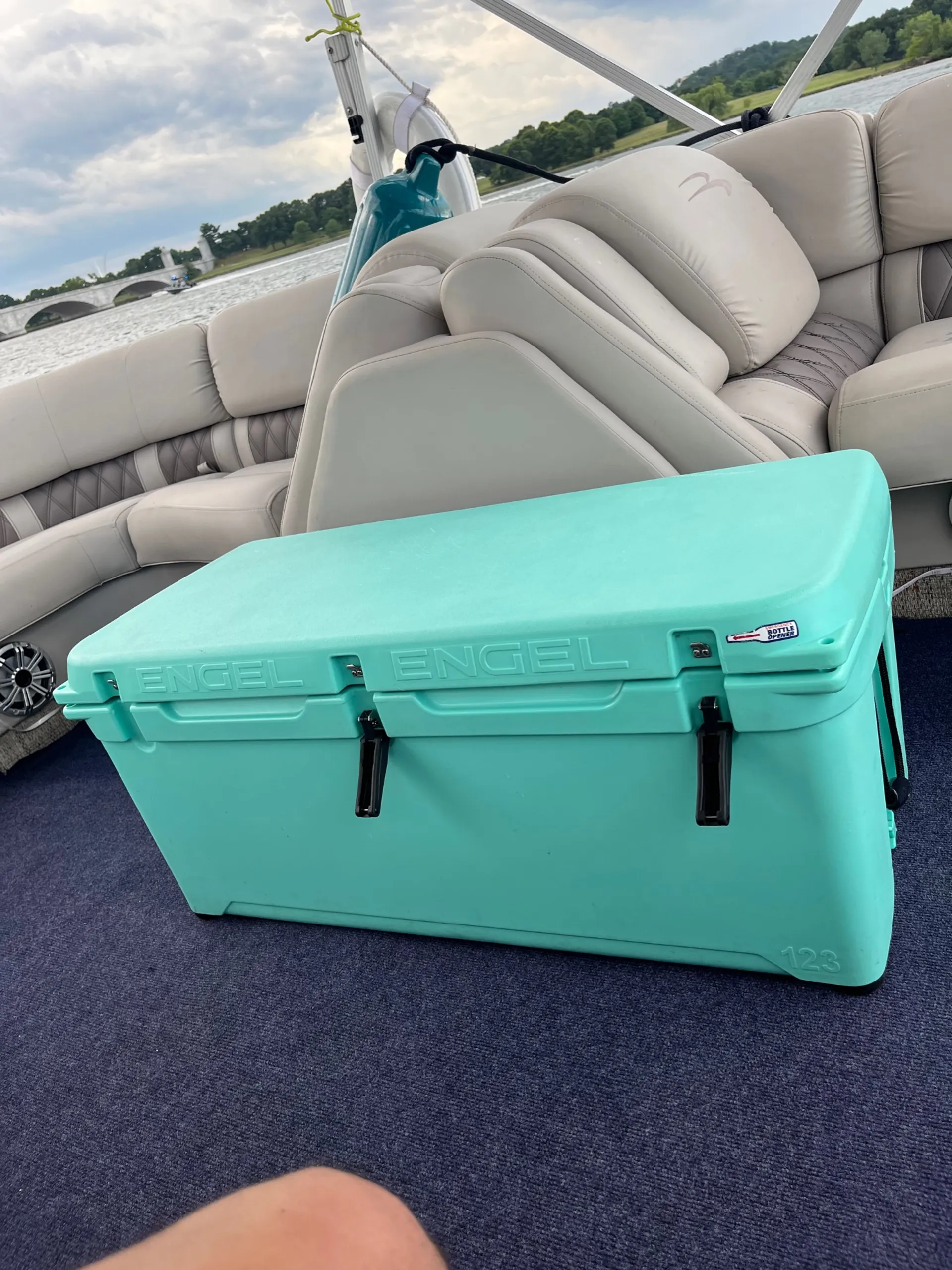 The Largest Bennington Pontoon! 🛥️