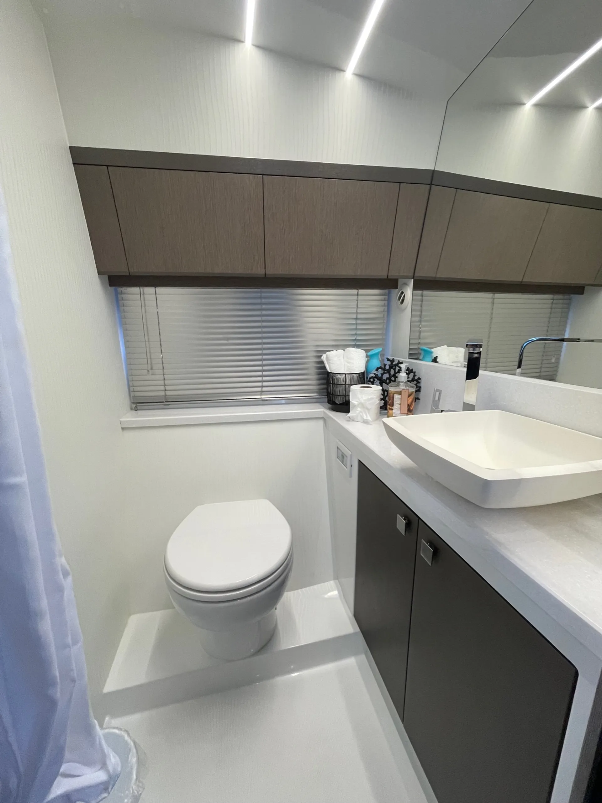 Beautiful 2022 Galeon Luxury Experience