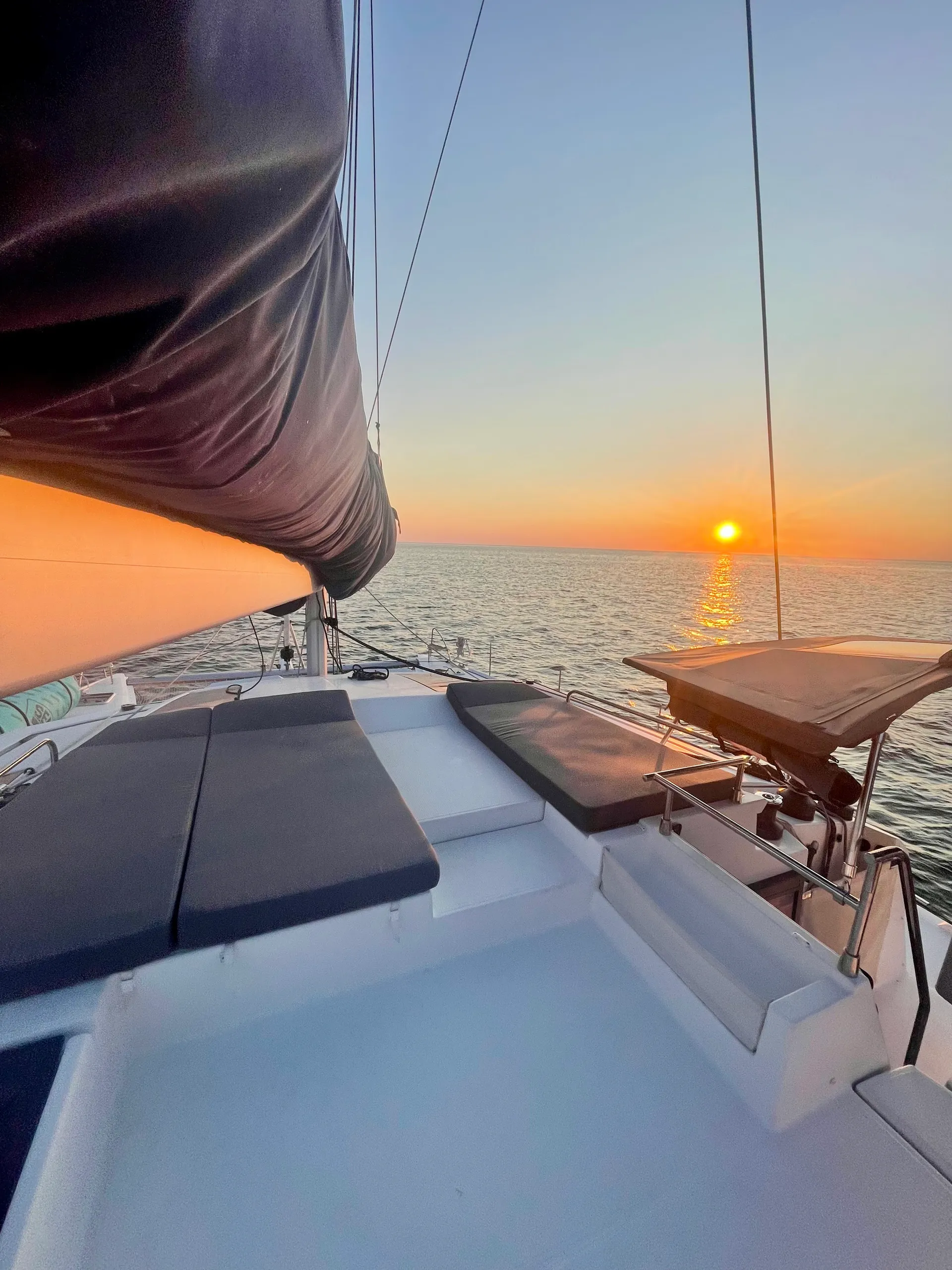 52’ Catamaran Daydreams