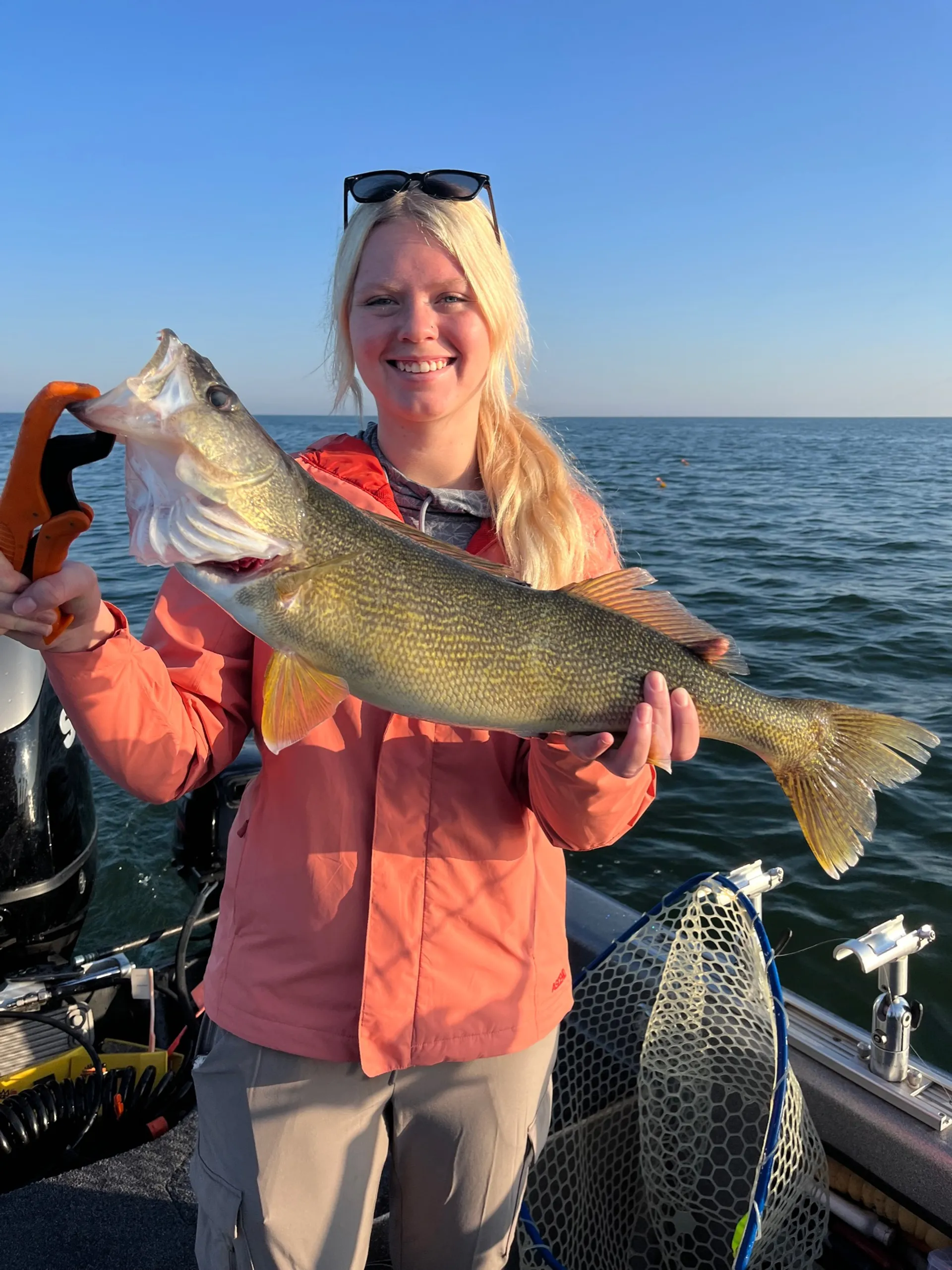 Lake Erie Trophy  Walleye Sports Fishing! 