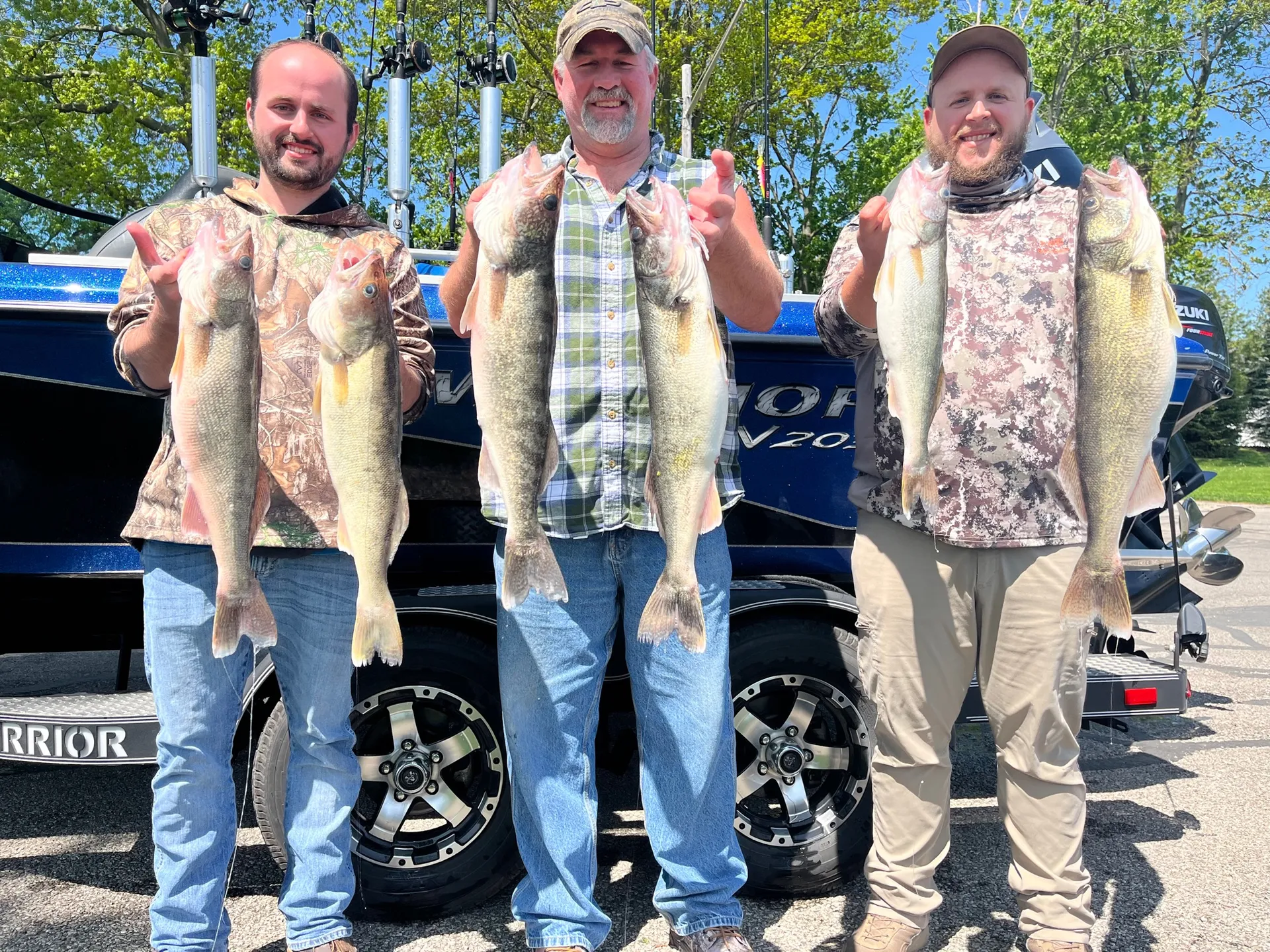Lake Erie Trophy  Walleye Sports Fishing! 