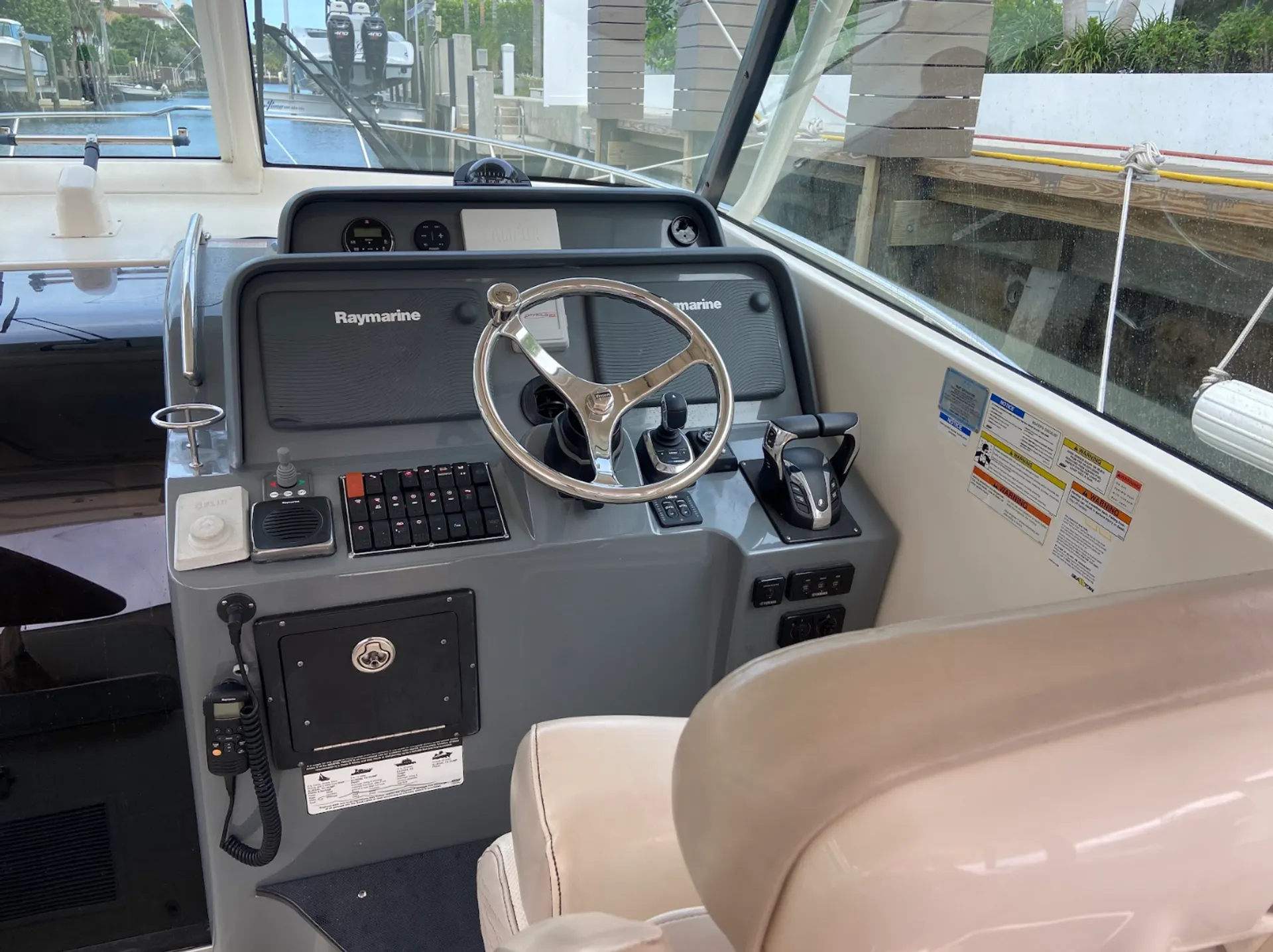 Pursuit OS385 Offshore w/3-F300HP in Boca Raton, FL — photo 7