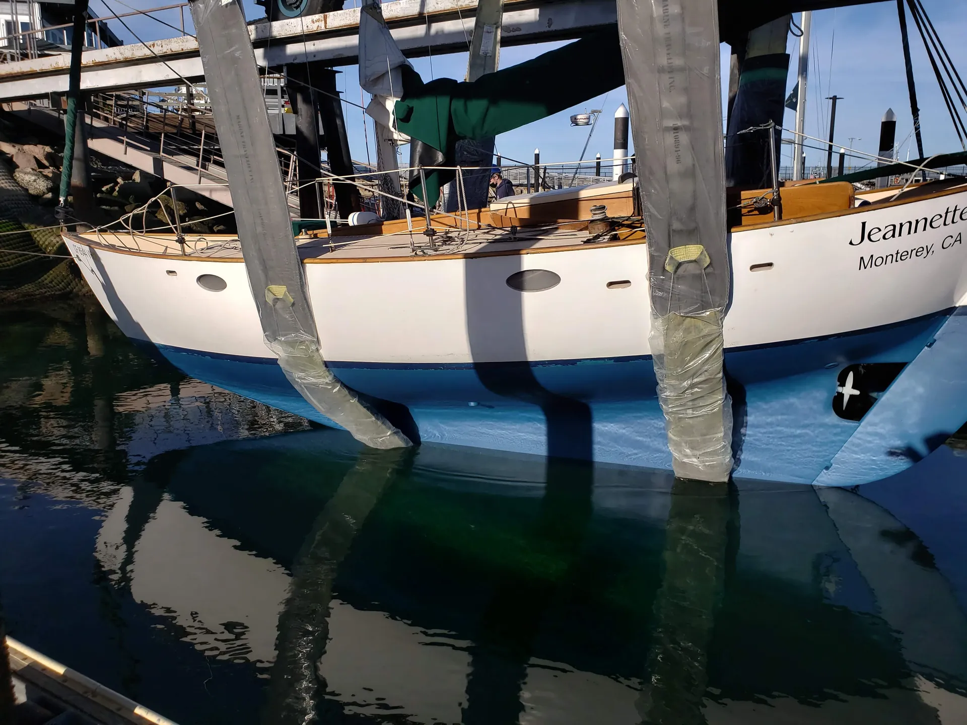 24ft Classic Wooden Sailing Yacht
