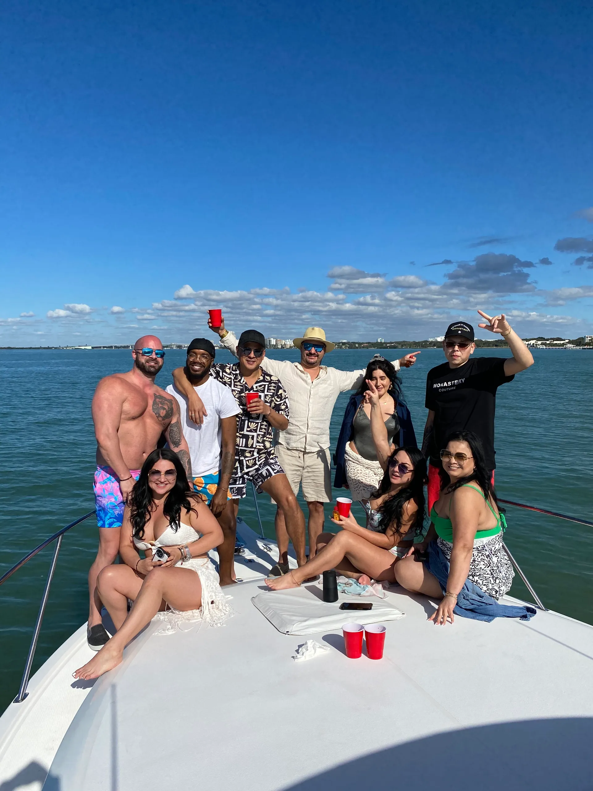 Gorgeous Tiara Yacht  - 10% Off on Weekday Cruises!