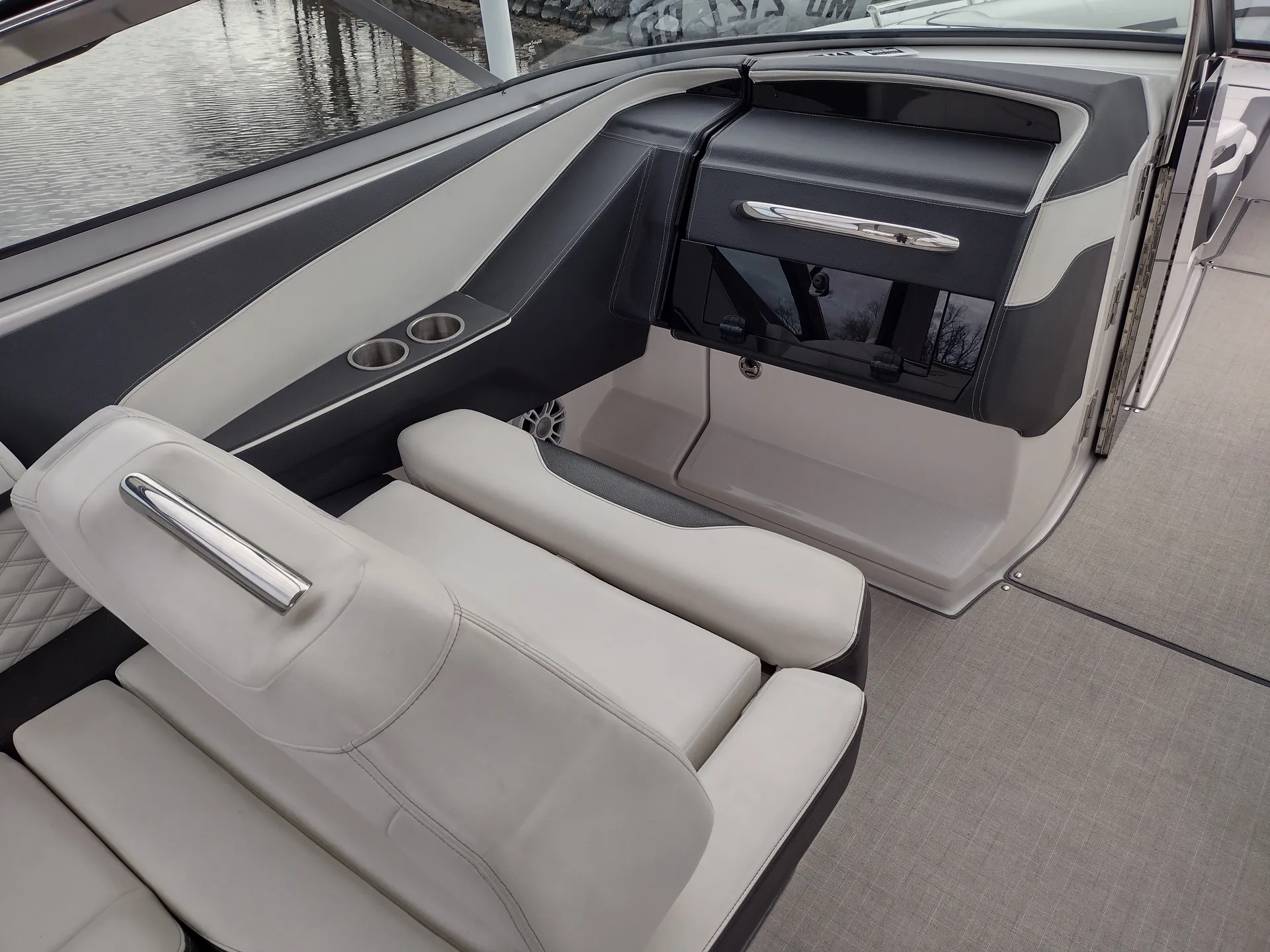 Still Crazy II - Cruise the Chesapeake in luxury! (Captained)