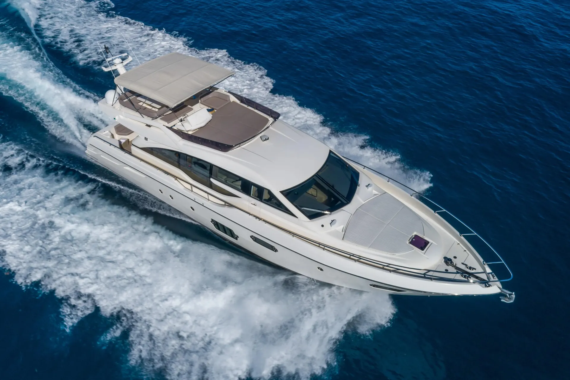 69ft Ferretti, Most Luxurious Yacht in Hawaii -Unparalleled Experience