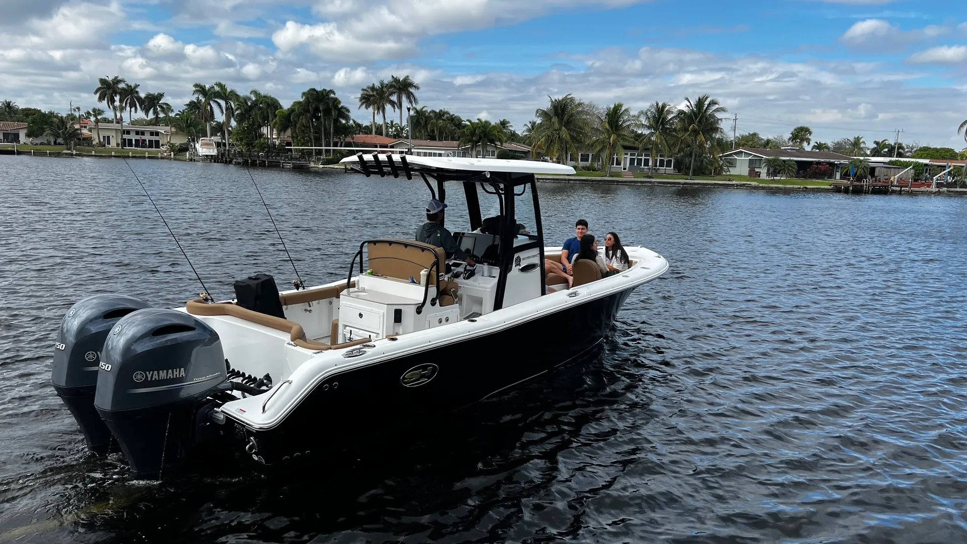 Yacht Like Luxury Minutes From Everything!