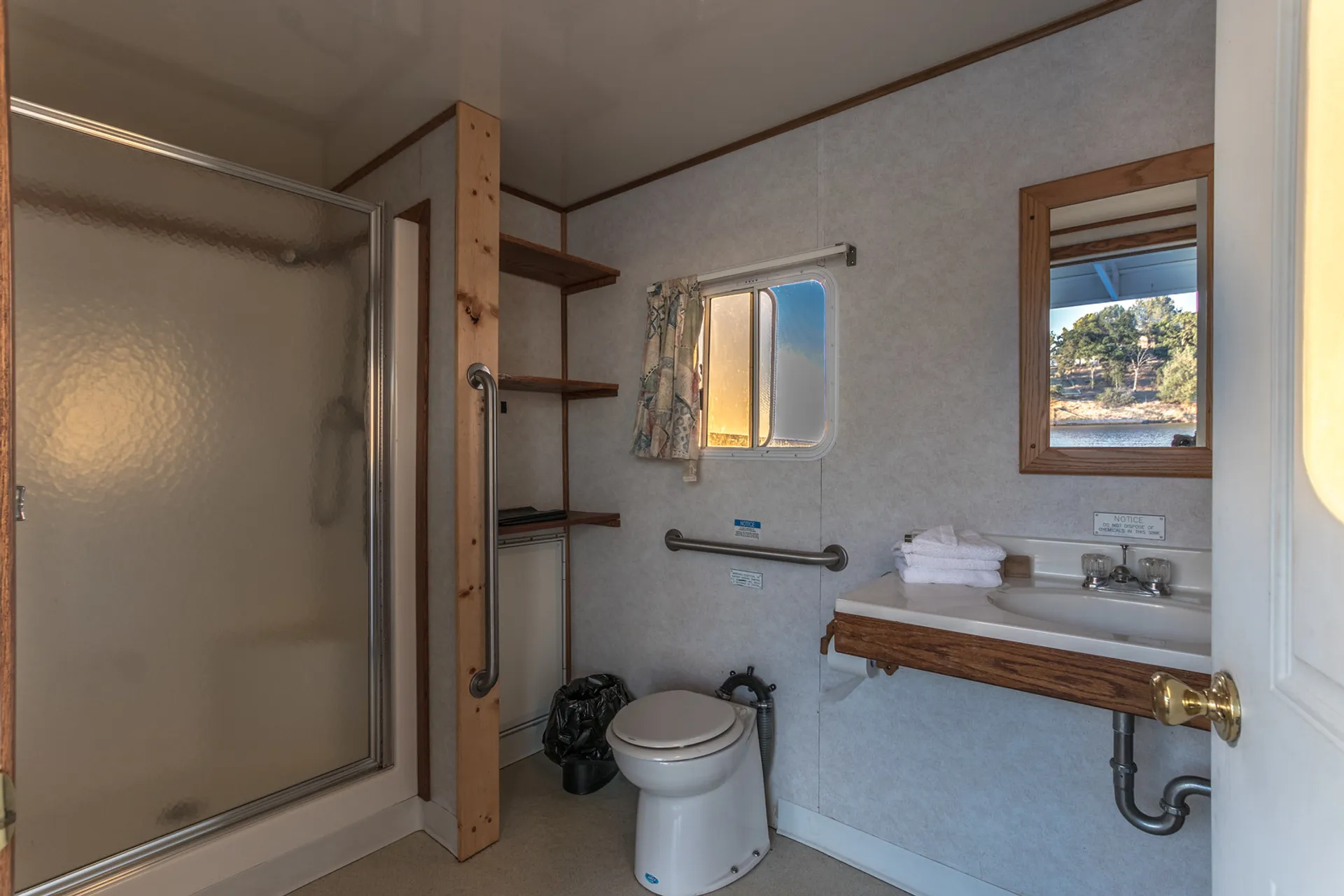 Party Barge in La Grange, CA — photo 5