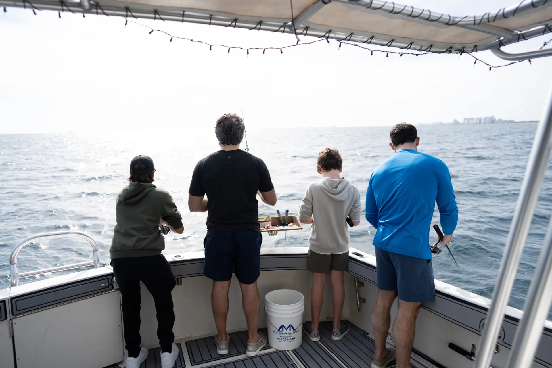 Hatteras 34 - #1 Family-Friendly Fishing Charters