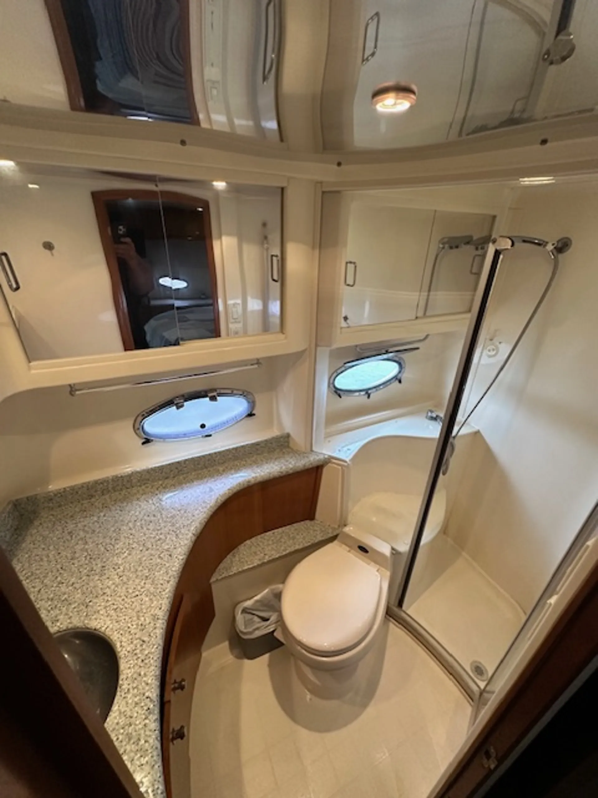 50' Yacht, 12 Guests, All Inclusive, Watersports, fuel, BBQ