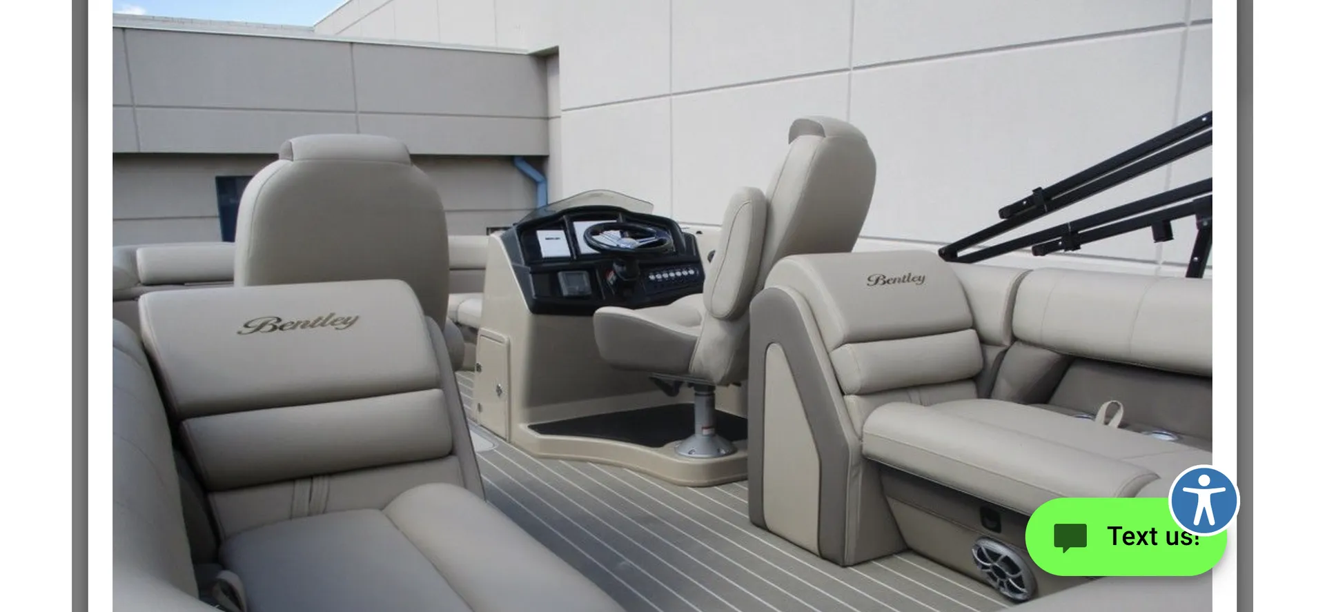 Float Like a VIP on our Bentley -Your Exclusive Lake Pleasant Retreat!