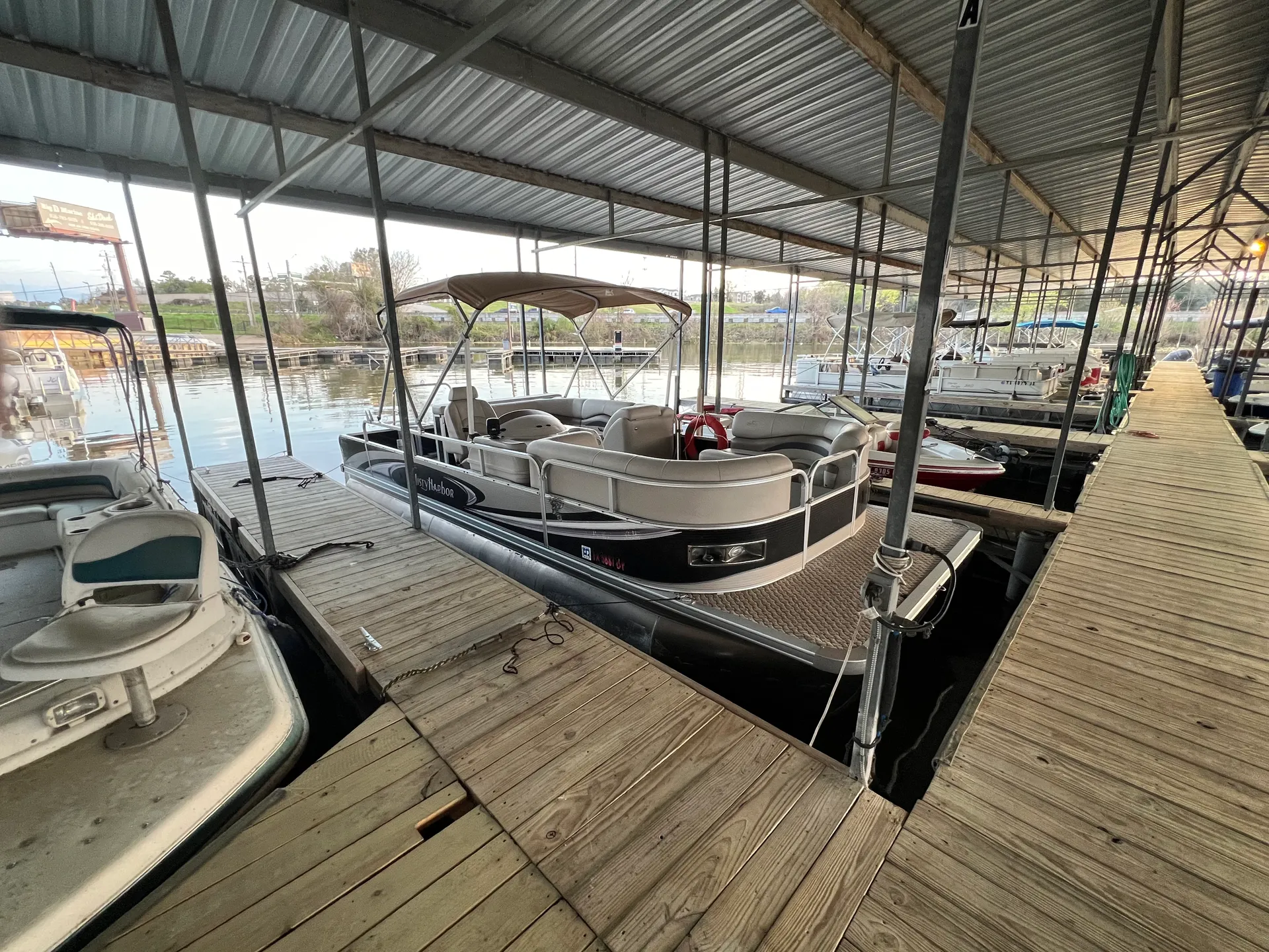 On the Pontoon! Lake Conroe!!