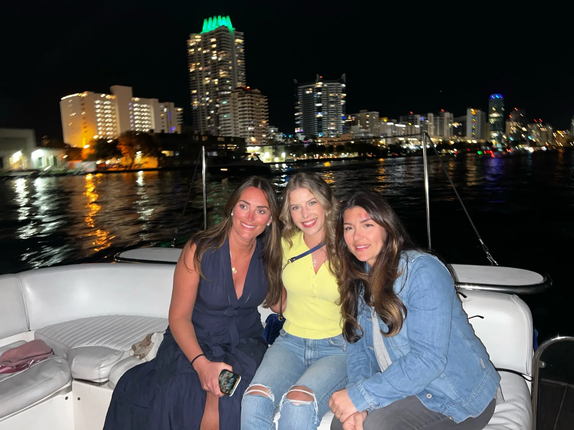  Miami 50ft luxurious Yacht . Jetski available